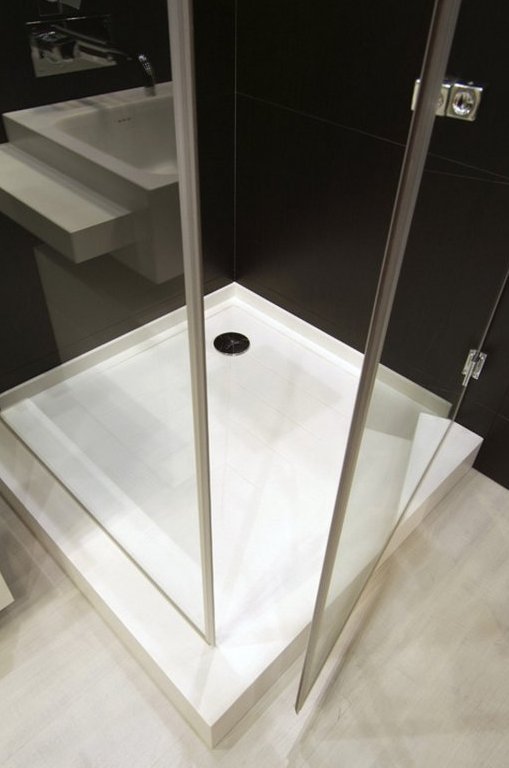 dushevoy poddon_iz_kamnya_Corian_4